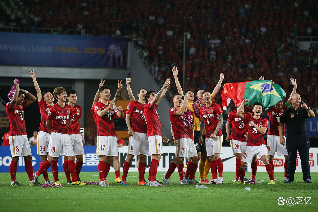 广州恒大客场大获胜利，队员表现异常出色的简单介绍