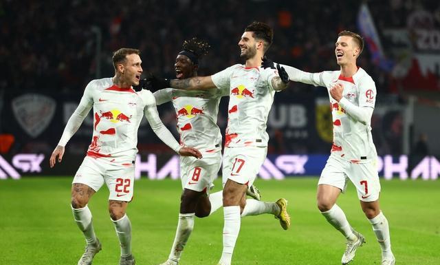 开云体育在线-斯图加特守住门线，遏制对手攻势的简单介绍