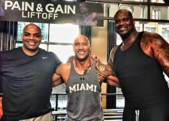 包含世界各地俱乐部激烈对抗,谁将脱颖而出?的词条 包含世界各地俱乐部激烈对抗,谁将脱颖而出?的词条