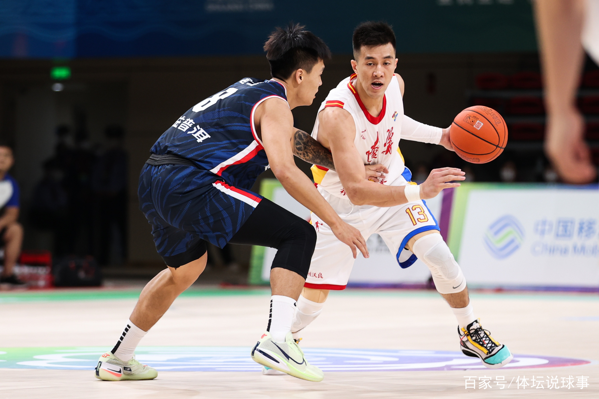 香港男篮队员快攻得手频频得分的简单介绍