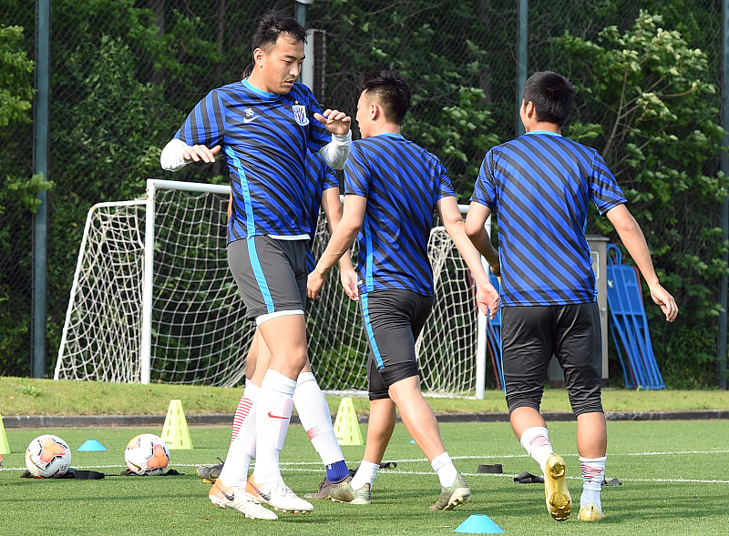 开云体育登录-包含不莱梅豪取胜利，逐渐走出低谷的词条