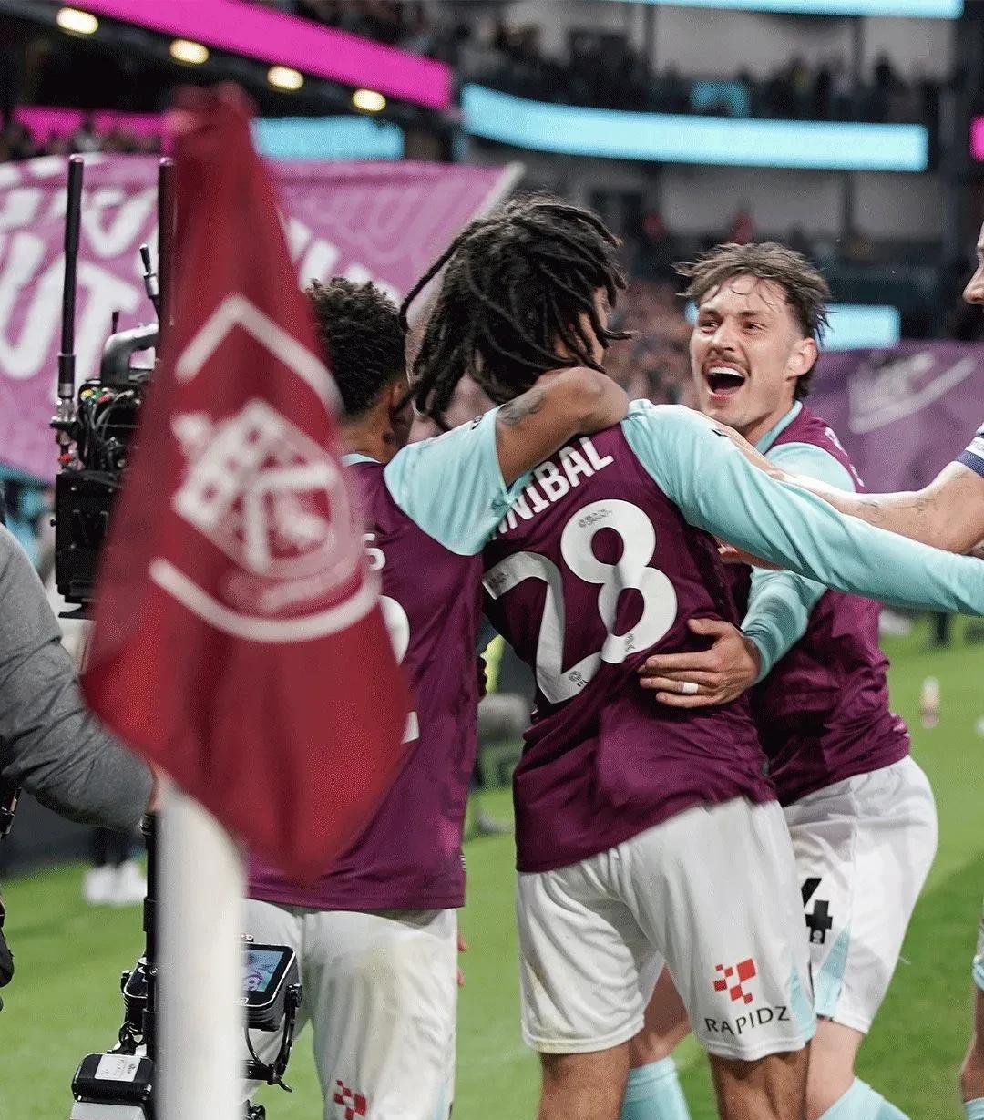 包含利兹联大胜希uddersfield,继续领跑英冠的词条 包含利兹联大胜希uddersfield,继续领跑英冠的词条