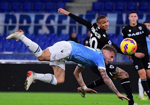 马德里竞技惨遭淘汰,欧冠梦碎 马德里竞技惨遭淘汰,欧冠梦碎