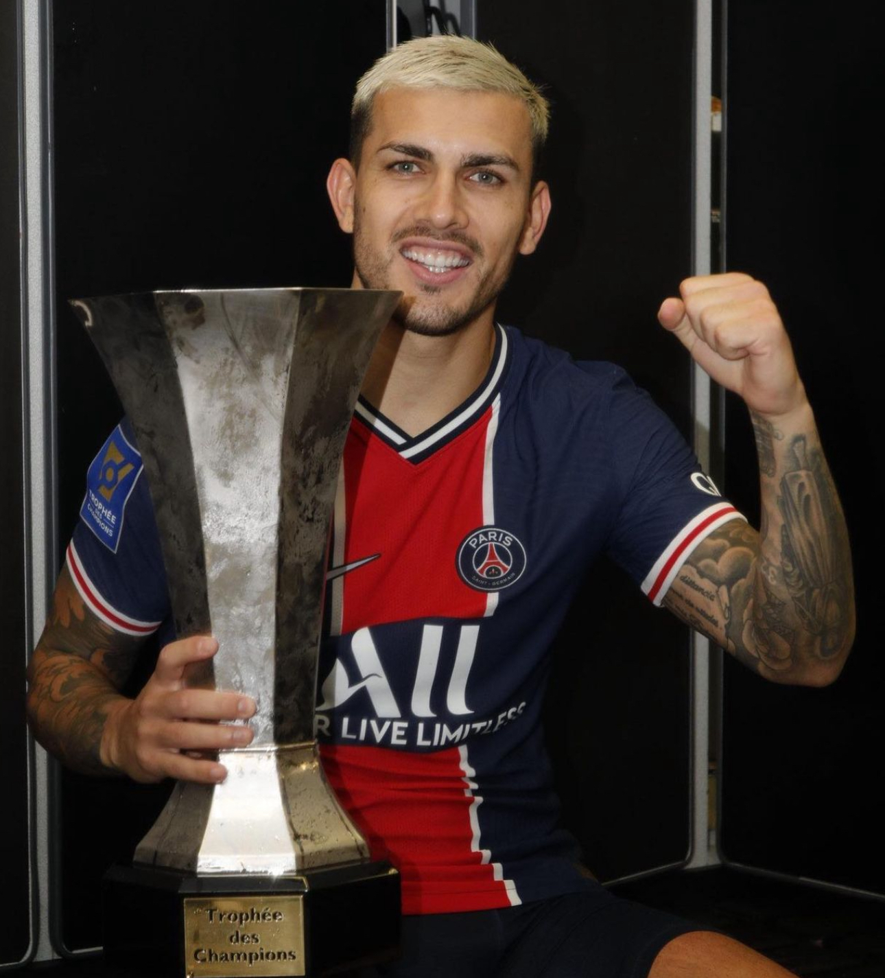 包含安德杜帕大胜,莱迪斯梅开二度助球队晋级的词条 包含安德杜帕大胜,莱迪斯梅开二度助球队晋级的词条