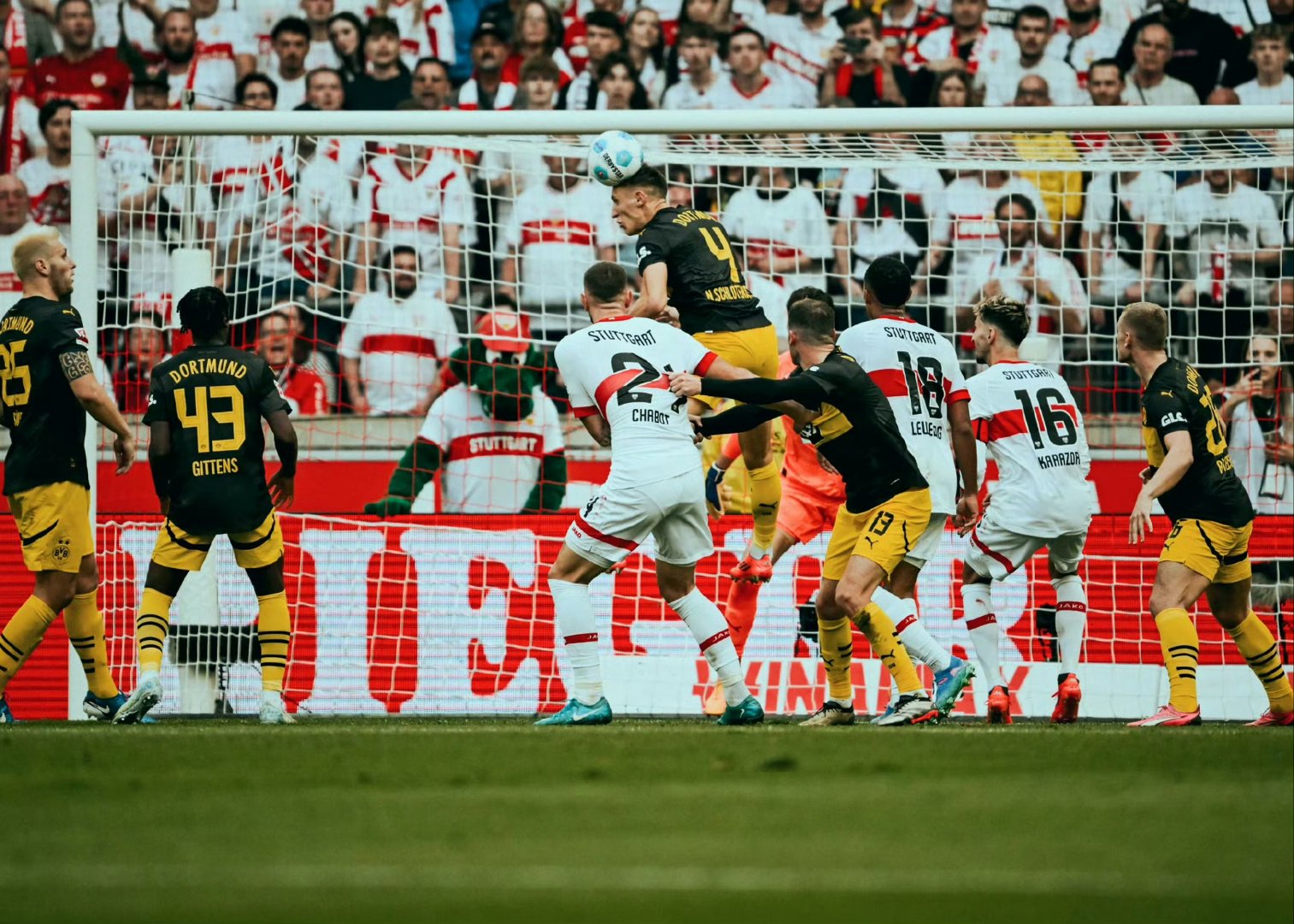 尼斯险胜多特蒙德阿尔佛斯制造制胜球助球队-获胜的简单介绍