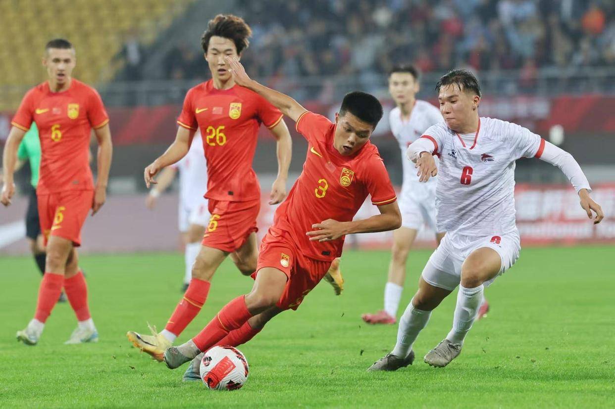 台湾球队惊艳亮相,力压对手取胜 台湾球队惊艳亮相,力压对手取胜