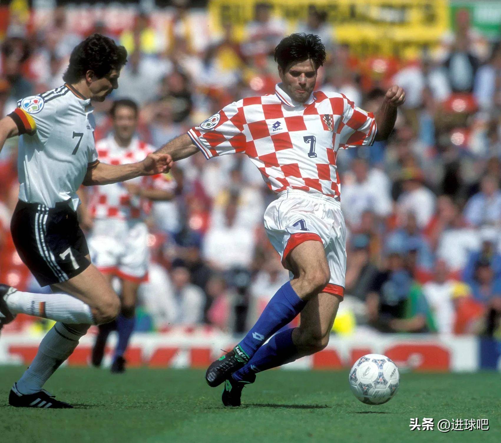 包含克罗地亚球队备战冠军赛，准备迎接挑战的词条