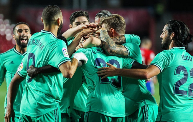 格拉纳达力克对手,晋级近前 格拉纳达力克对手,晋级近前