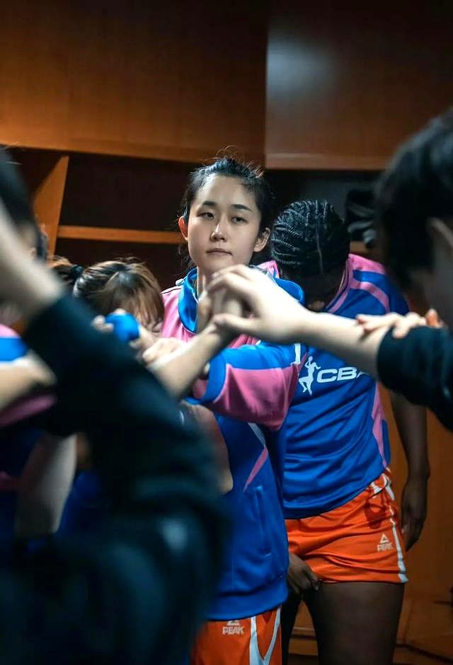 包含波图恩体育困境突破，获得完胜的词条