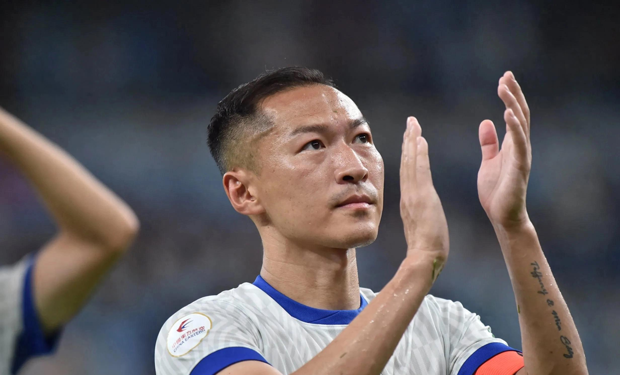 关于上港主场逼平申花,保持不败纪录的信息 关于上港主场逼平申花,保持不败纪录的信息