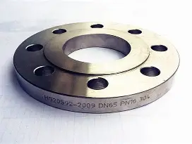 法兰菲尔德客场大胜,展现冠军气质 法兰菲尔德客场大胜,展现冠军气质