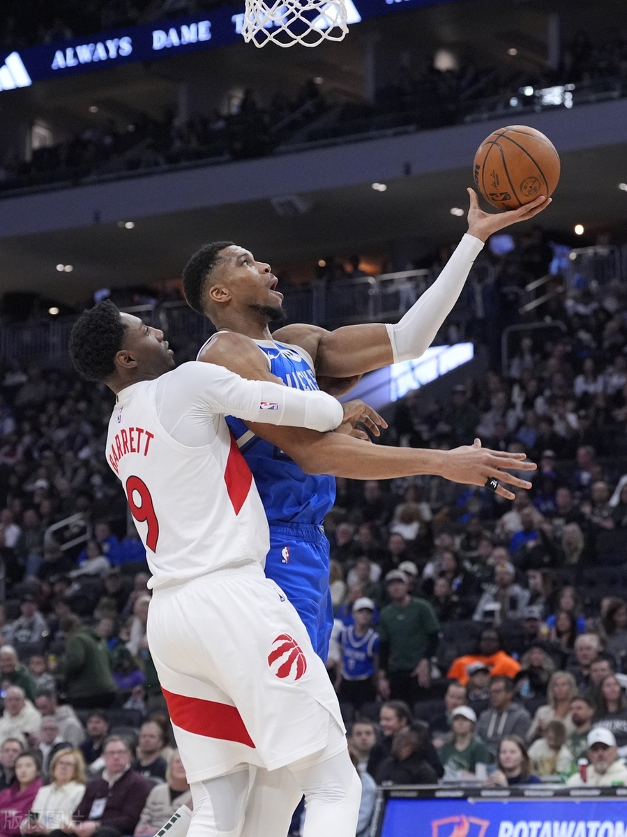 雄鹿力克猛龙,字母哥成为球队晋级最大功臣的简单介绍 雄鹿力克猛龙,字母哥成为球队晋级最大功臣的简单介绍