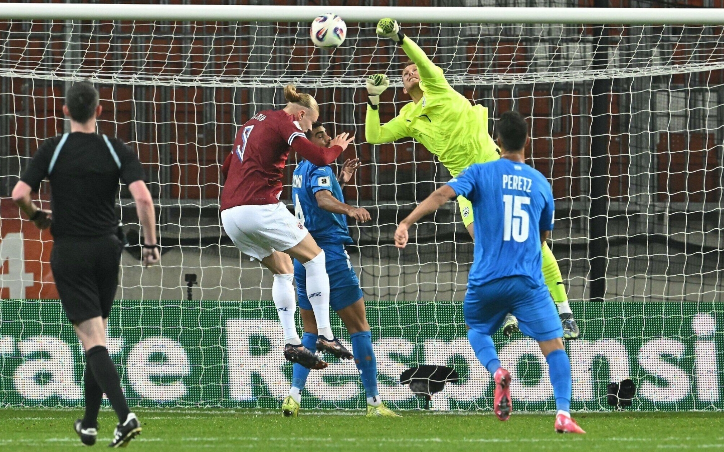 英格兰队勇争晋级,将在欧预赛中与挪威决胜运命的简单介绍 英格兰队勇争晋级,将在欧预赛中与挪威决胜运命的简单介绍