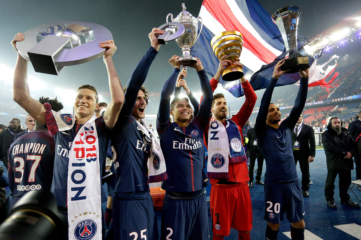 开云体育中国-欧预赛比赛胜负逆转，球员团结协作备战下一战