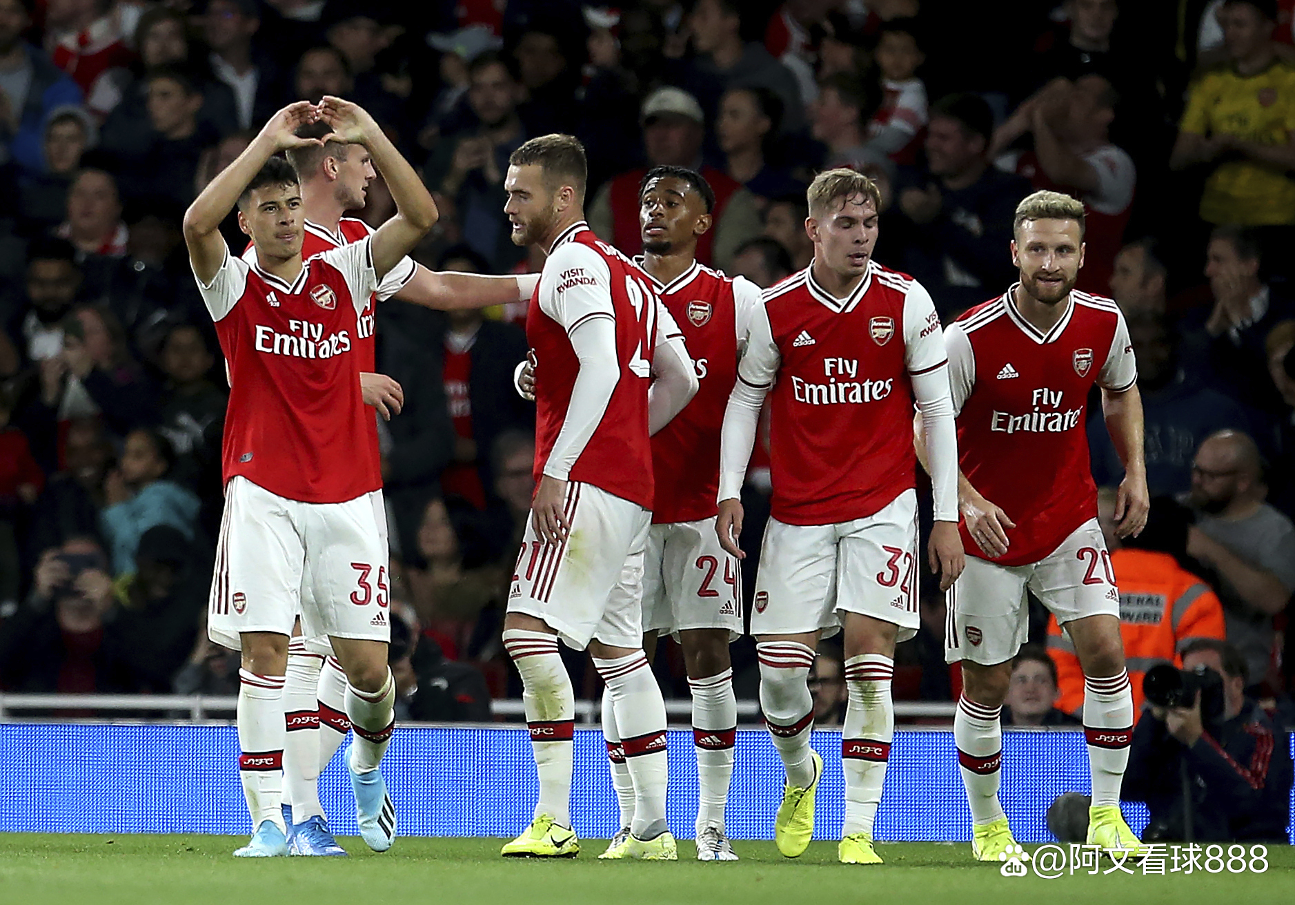 开云平台-阿森纳对阵热刺：伦敦德比之争