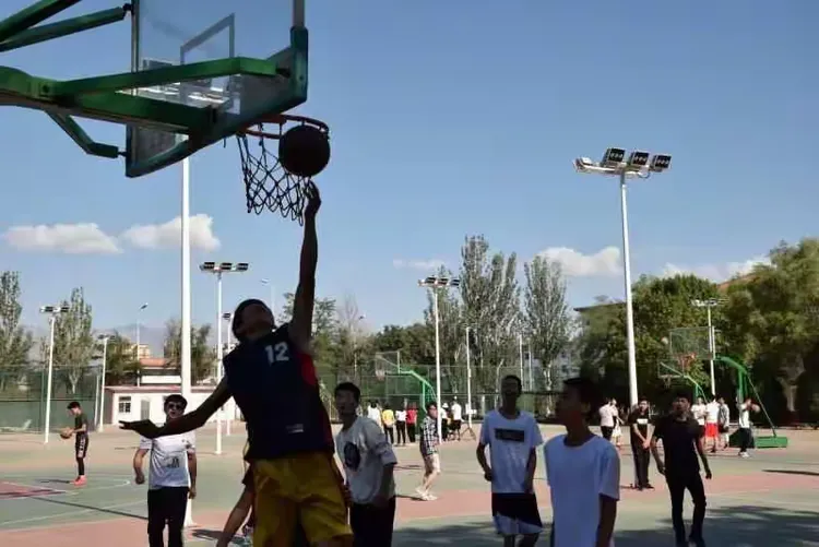 包含俄罗斯超级联赛篮球赛场上热闹非凡的词条 包含俄罗斯超级联赛篮球赛场上热闹非凡的词条