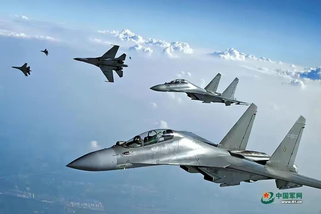 绿衫军队整体表现稳定,积极备战季后赛 绿衫军队整体表现稳定,积极备战季后赛