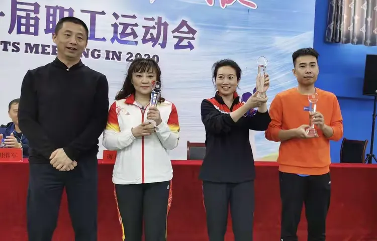 奋勇争先,各国选手在激烈角逐中争得头筹 奋勇争先,各国选手在激烈角逐中争得头筹