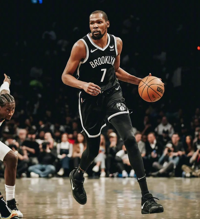 勇士再次击败湖人,杜兰特独揽40+领军猛龙 勇士再次击败湖人,杜兰特独揽40+领军猛龙