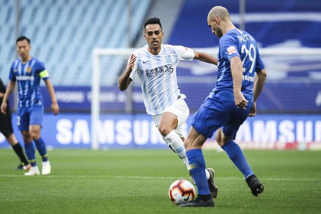 苏宁主场大胜深圳,继续领跑积分榜 苏宁主场大胜深圳,继续领跑积分榜