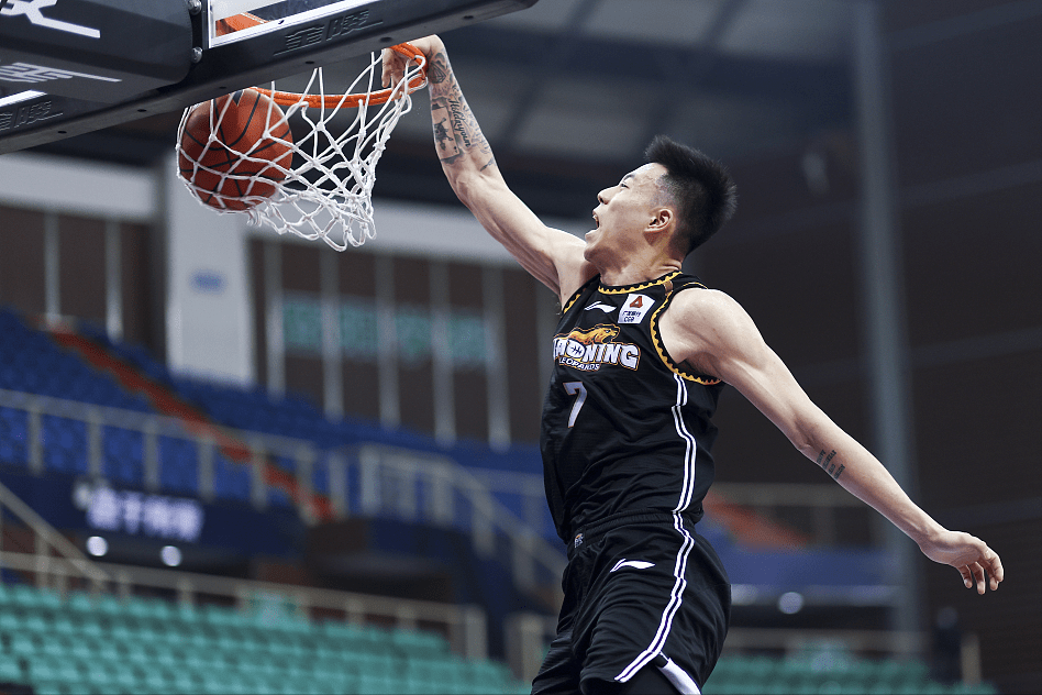 开云平台-包含尼克斯轻取北京队，张镇麟刷新纪录的词条