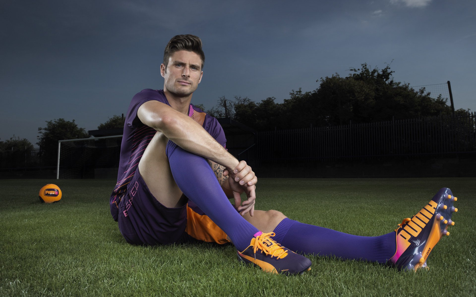 开云体育APP下载-从非洲大陆的火药味到欧冠半决赛的硝烟，当压制成为一种艺术