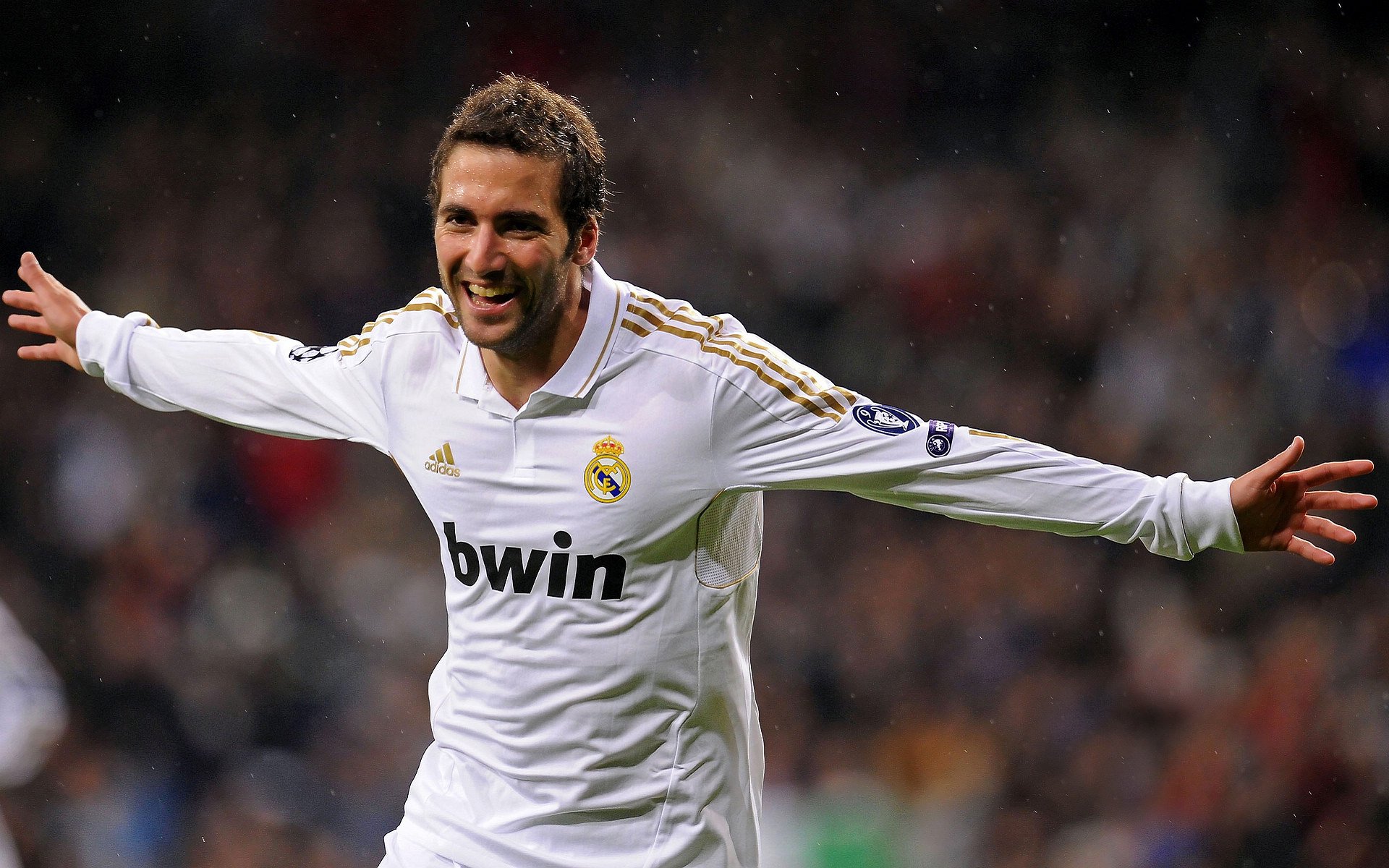 开云体育-绿茵唯一性，当富安健洋的子弹射穿时空—荷兰对摩纳哥，一球定乾坤